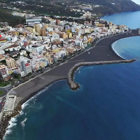 Con Bano Privado En Un Piso Con Familia